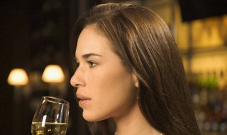 女人喝葡萄酒的好处（女人喝葡萄酒的好处和坏处）