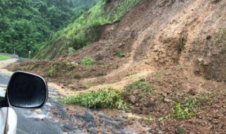 在山上遇到泥石流怎样正确逃跑 在山上遇到泥石流该怎么办?
