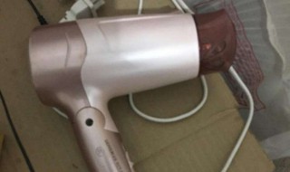 吹风机受潮了怎么处理（吹风机受潮容易漏电吗?）