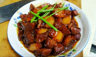 家庭红烧肉的简单做法 家庭红烧肉的简单做法 正宗