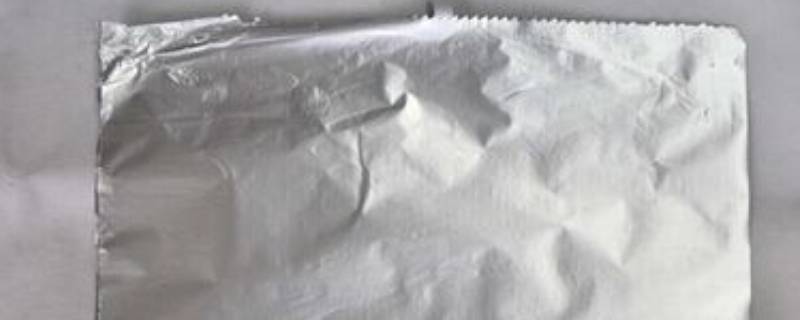 锡纸放微波炉里会怎样（锡纸为什么不能放微波炉里）