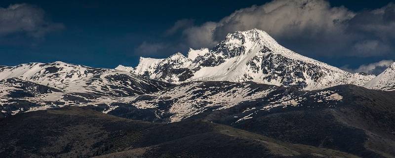 山地的特点 喀斯特峰丛山地的特点