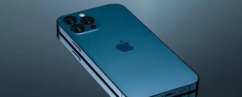 iPhone13充一晚上电伤不伤电池（iphone11充一晚上会不会损害电池）